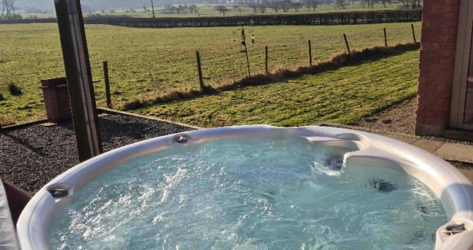 Bowland Breaks-A Luxury Barn Conversion With Optional Hot Tub, Log Burner And Countryside Views Longridge Exterior photo